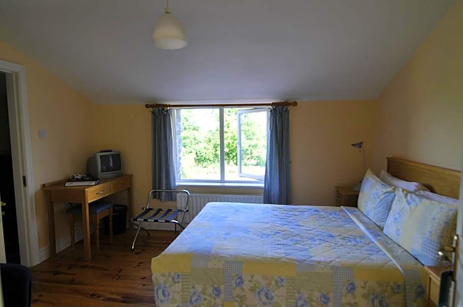 Carrowntober House B & B