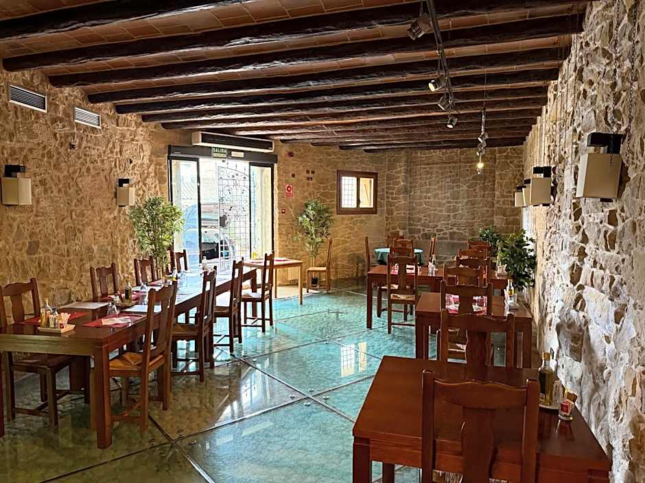 HOTEL EL CASTELL