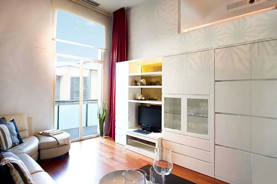 You Stylish City Center Apartments