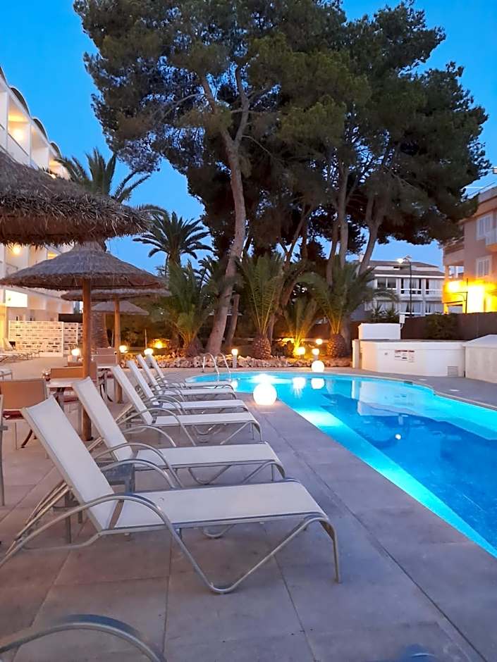 Hotel Isla De Cabrera