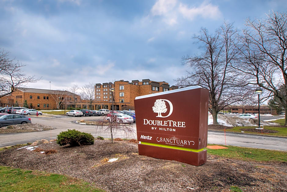 DoubleTree by Hilton Cleveland East Beachwood