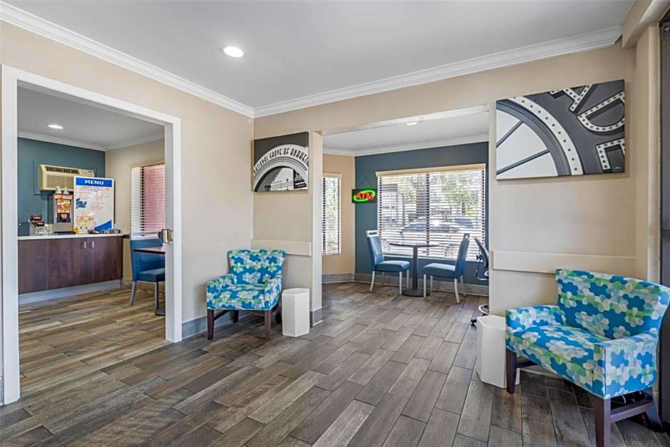 Best Western Courtesy Inn Hotel - Anaheim Resort at the Park