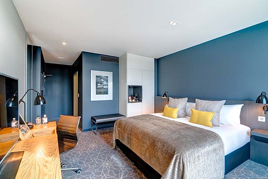 Apex City of Bath Hotel