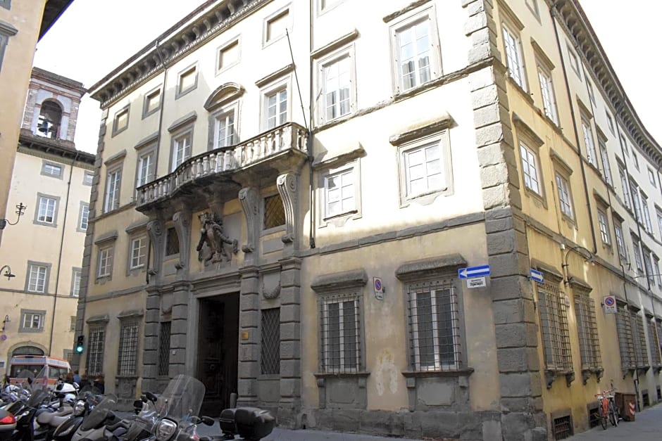 Palazzo Tucci Residenza d'epoca