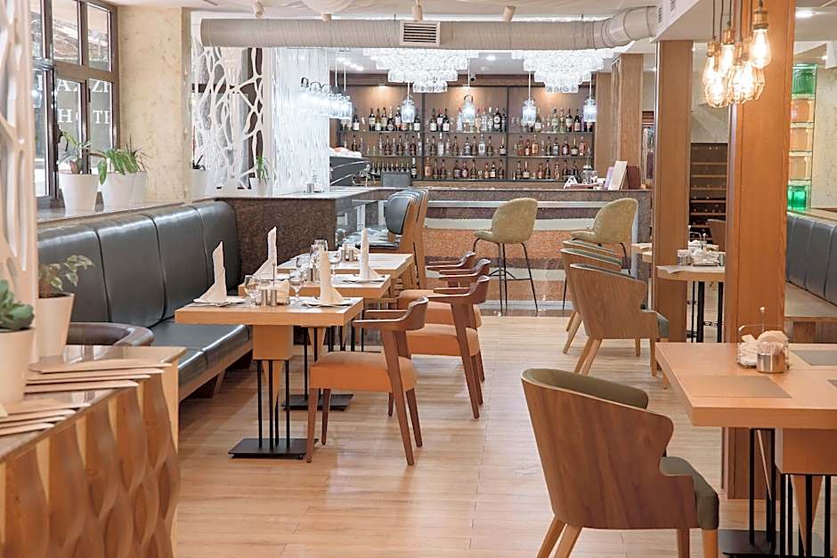 Kazzhol Hotel Almaty