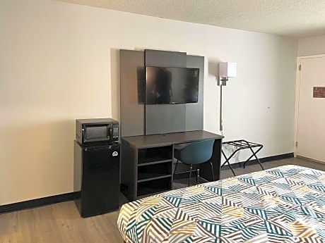 Double Room - Disability Access - Smoking