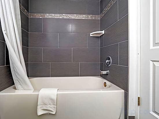 Travelodge by Wyndham Sacramento Convention Center