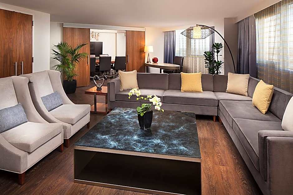 Sheraton Gateway Los Angeles Hotel