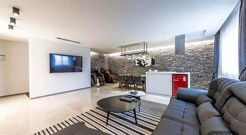Suwon Saint Hotel