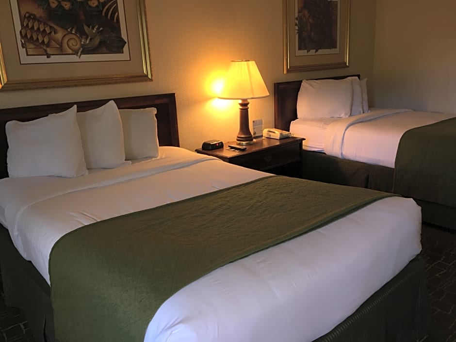 Sawgrass Inn & Conference Center
