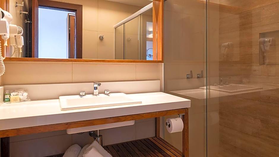 HOTEL VILLE LA PLAGE & BEACH CLUB