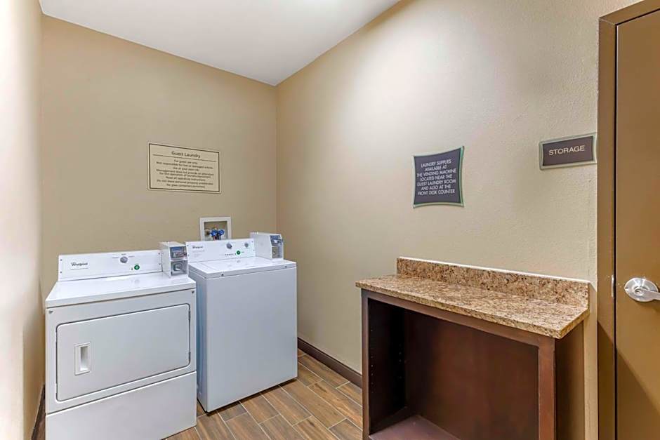 Best Western Plus Burleson Inn & Suites