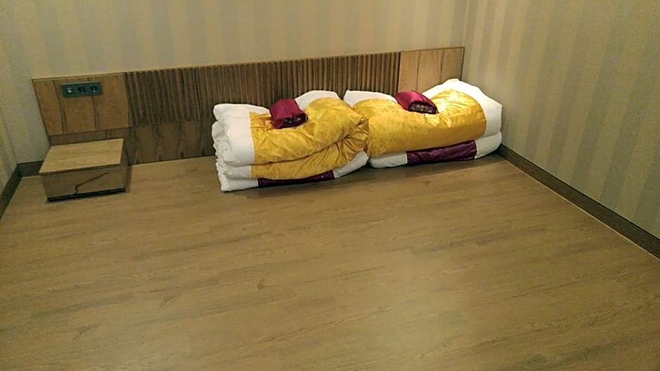 J Square Hotel and Wedding