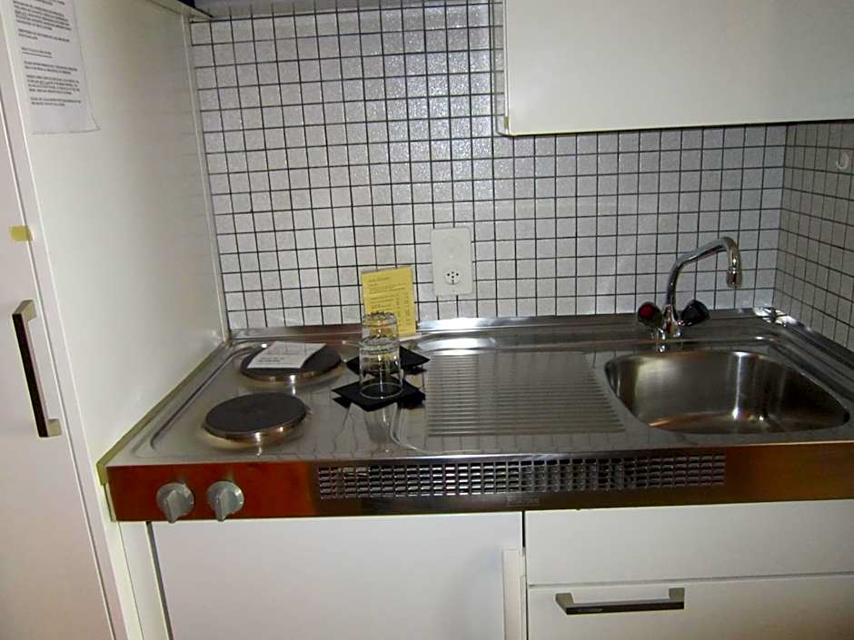 Studio im Hotel Des Alpes