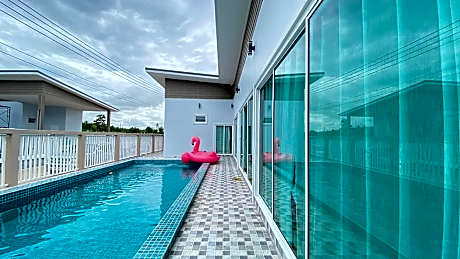 Grand Pool Villa เขื่อนอุบลรัตน์