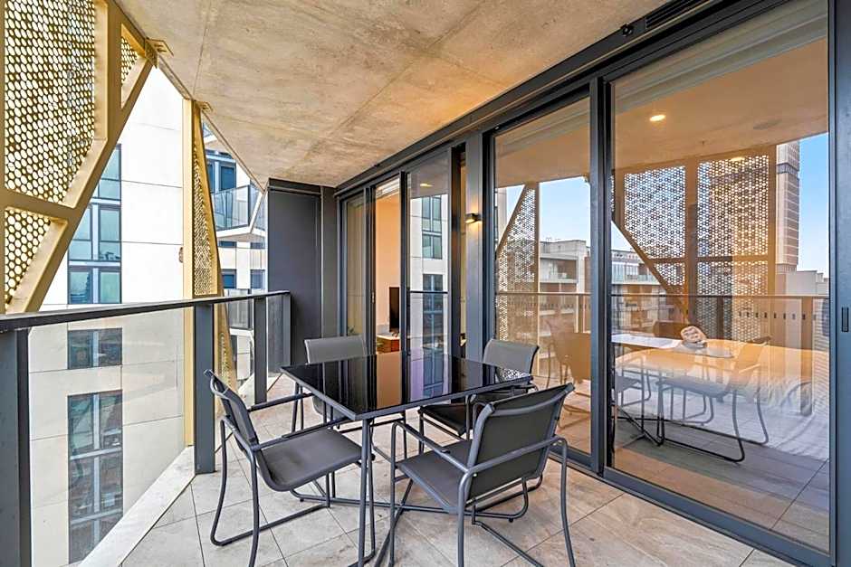 Realm Apartments by CLLIX