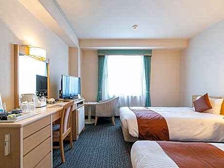 Standard Twin - 2 Single Beds