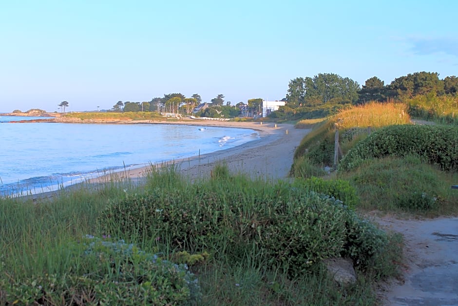 Logis Hotel & Restaurant Les Mouettes,Larmor Plage