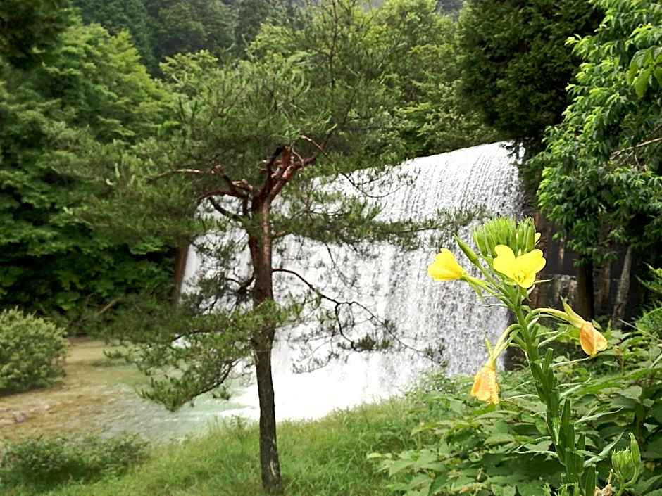 Takimi Onsen Inn that only accepts one group per day