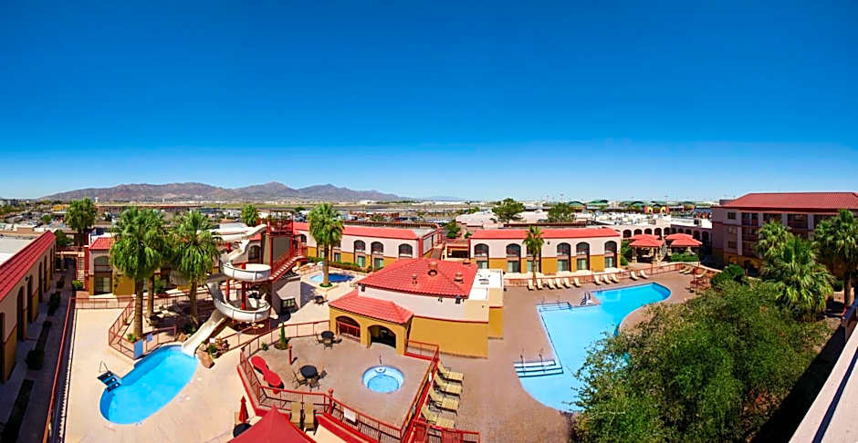 Wyndham El Paso Airport Hotel And Water Park