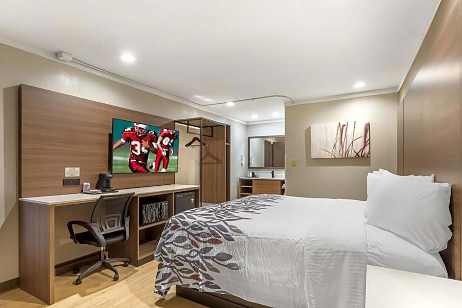 Red Roof Inn Raleigh Northeast - Downtown