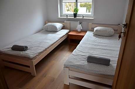 Twin Room with Shared Bathroom