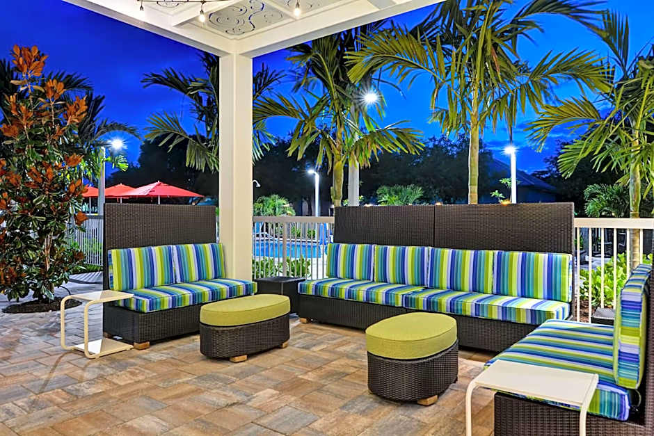 Home2 Suites by Hilton Naples I-75 Pine Ridge Road