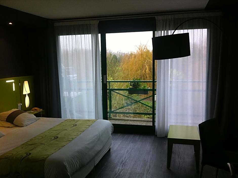 Golf Hotel Colvert - Room Service Disponible