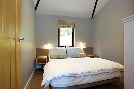 Cabin 1 Bedroom (No Pets)