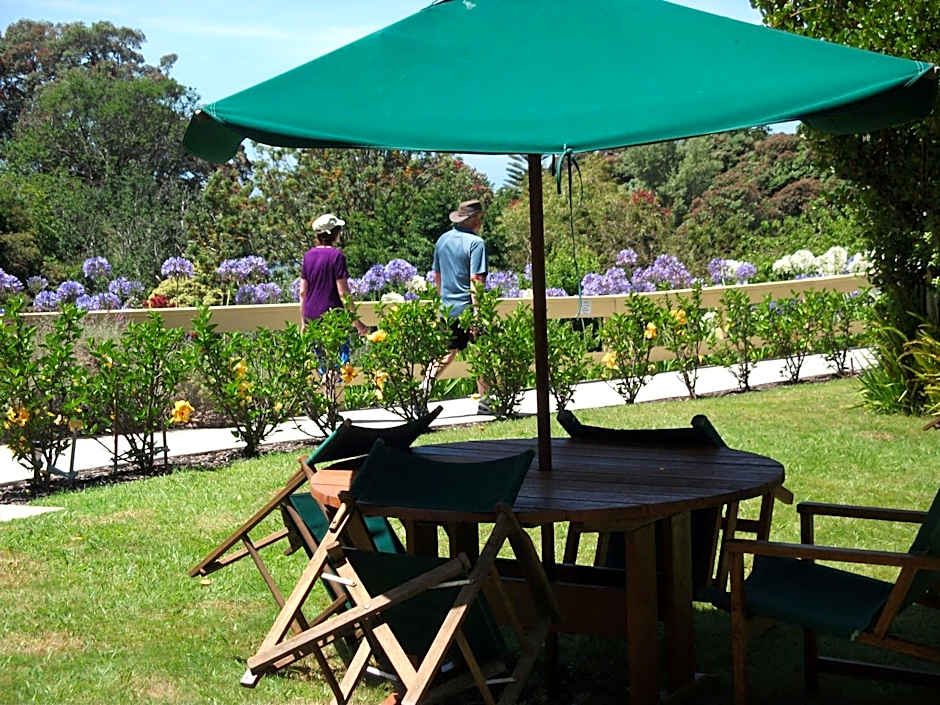 Tatahi Cove Back Packer