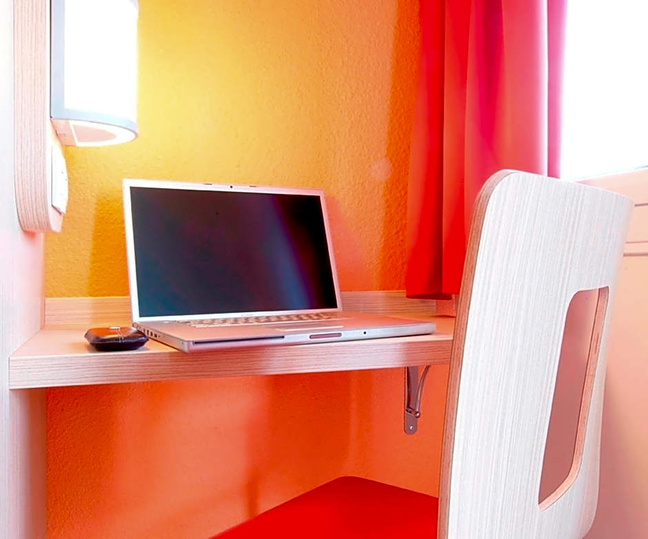 Premiere Classe Besancon Ecole Valentin