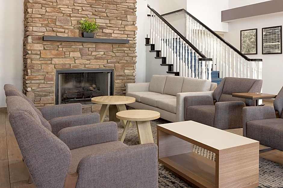 Garner Hotel Phoenix - Surprise By IHG