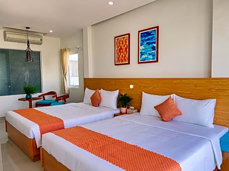 Tuna Hotel