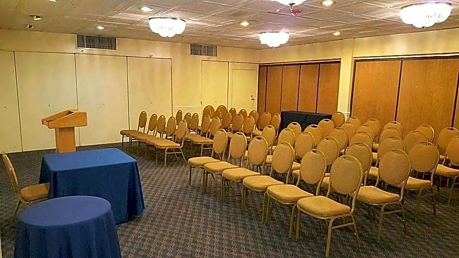 NORTHEAST GARDEN INN.