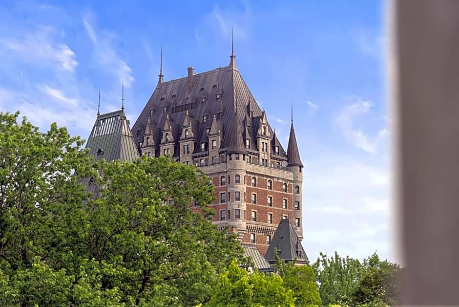 Le Chateau de Pierre - Par Aneyro