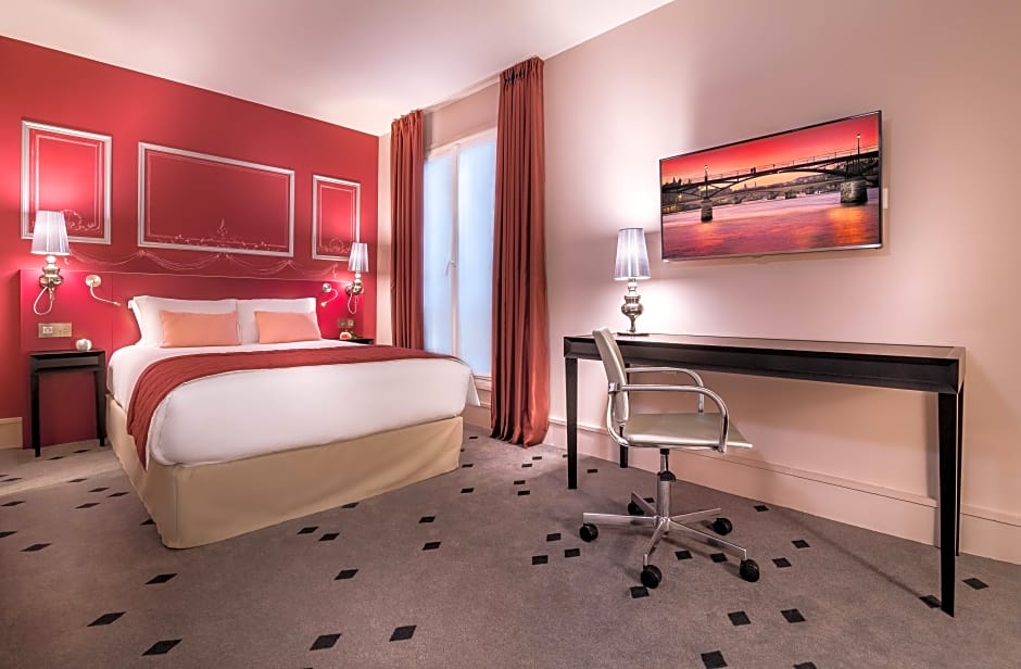 NH Paris Champs- Elysees