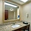 Comfort Inn & Suites Carneys Point