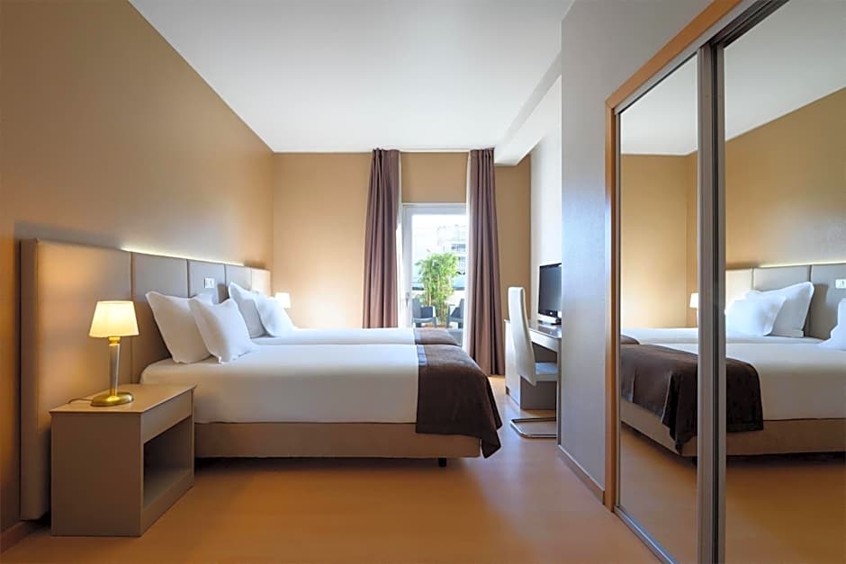 TRYP by Wyndham Porto Centro Hotel