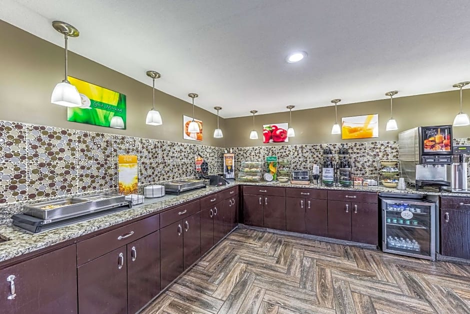 Quality Inn Glenpool - Tulsa