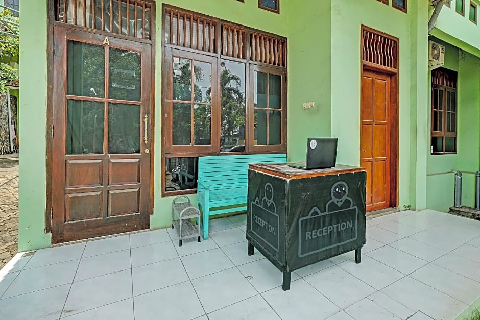 OYO Life 91682 Homestay Sriti