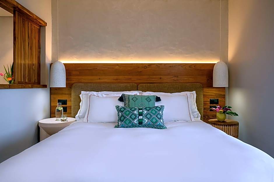 Hotel Canaan - Fattal Limited Edition