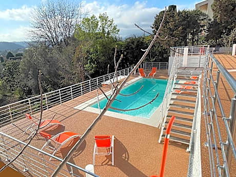 New 1BR AC villa Private Pool Mountain View