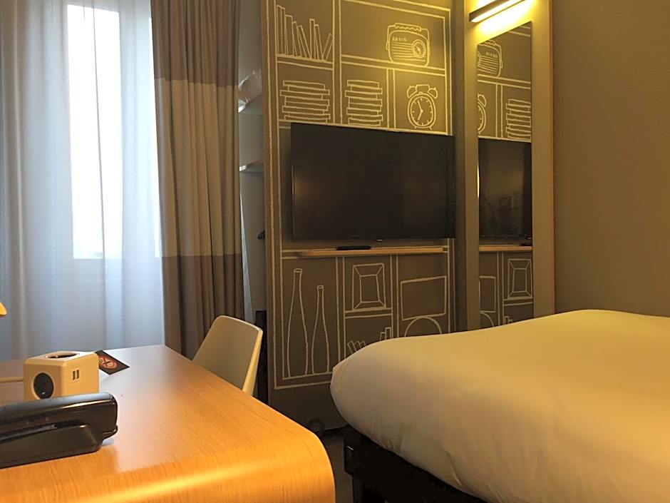 ibis Clichy Centre Mairie