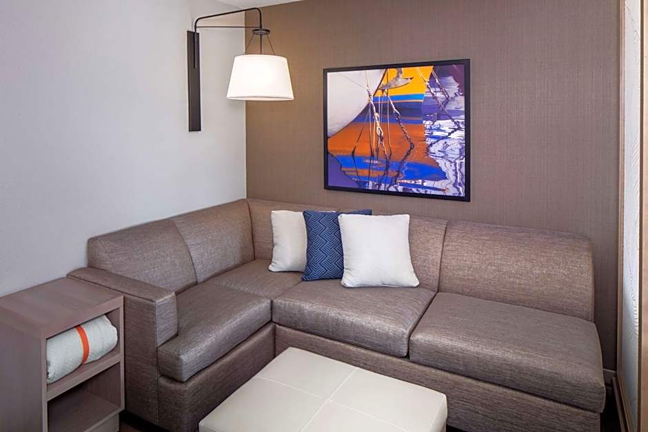 Hyatt Place Mount Pleasant Towne Centre
