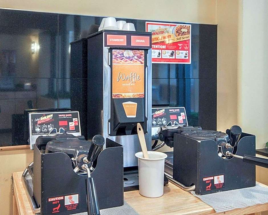 Quality Inn Airport East