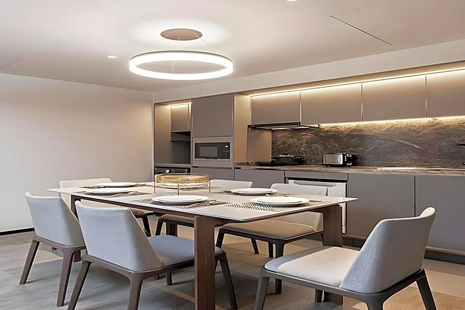 Gardina Asoke Hotel & Residence