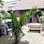 Pension Riverside in Leverkusen Hitdorf am Rhein - Zentral an der A1 und 59
