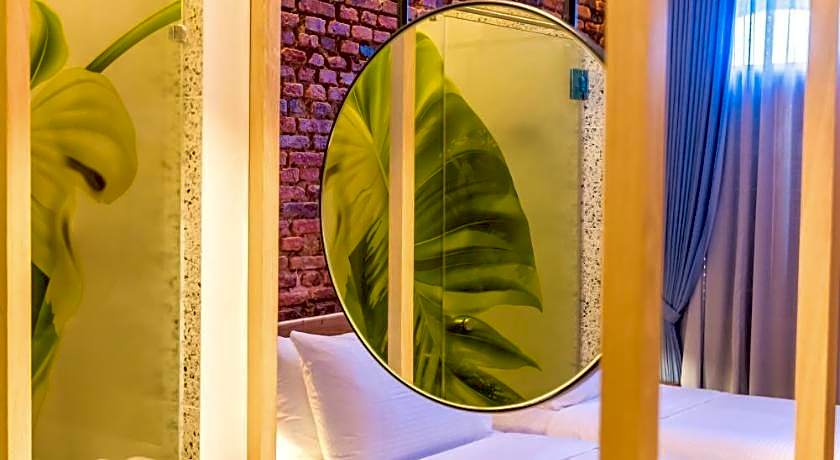 Tien Terrace Macalister