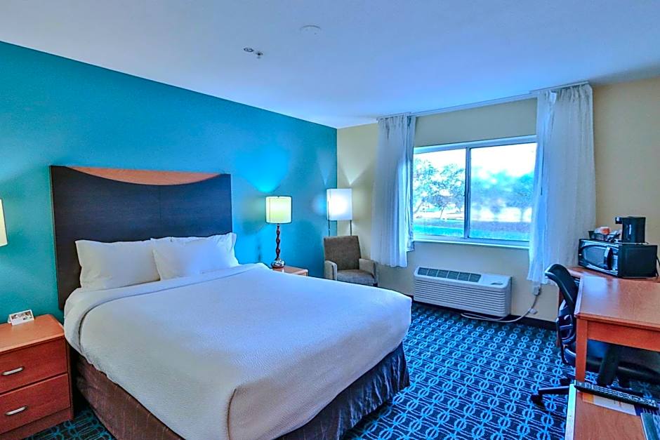 Comfort Inn & Suites Houston North - Spring