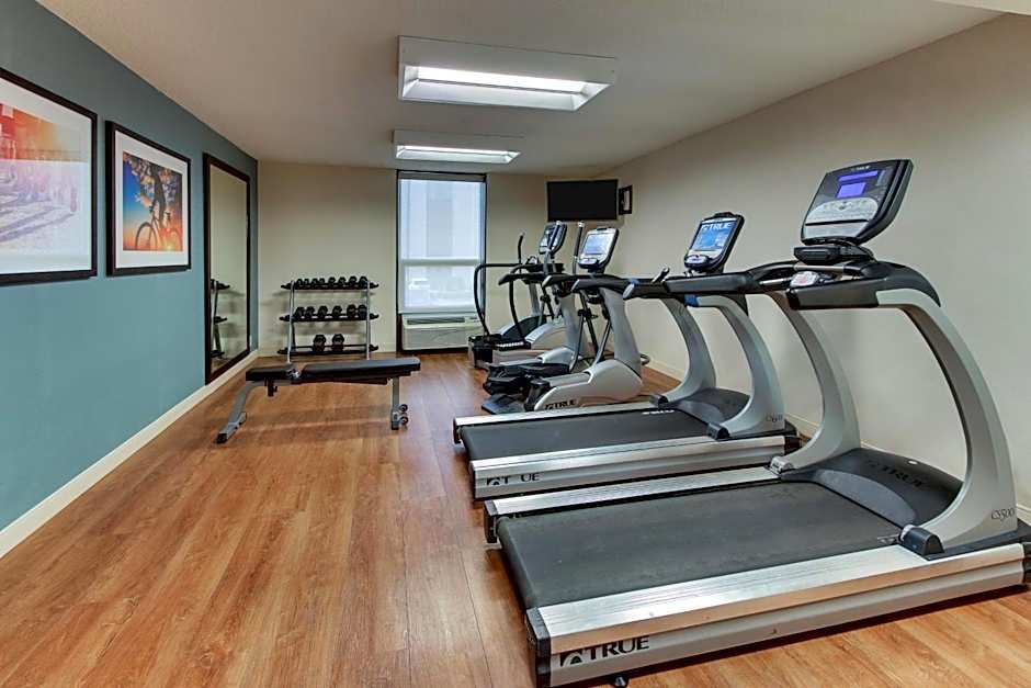 Pear Tree Inn St. Louis Airport